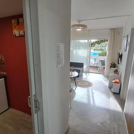 Nadia By Danlux Invest *