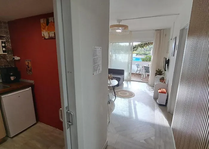 Nadia By Danlux Invest *